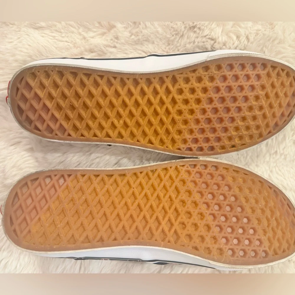 Vans Slip-On Floral Canvas Sneakers - Black with Pink Floral NWOT - Picture 7 of 7